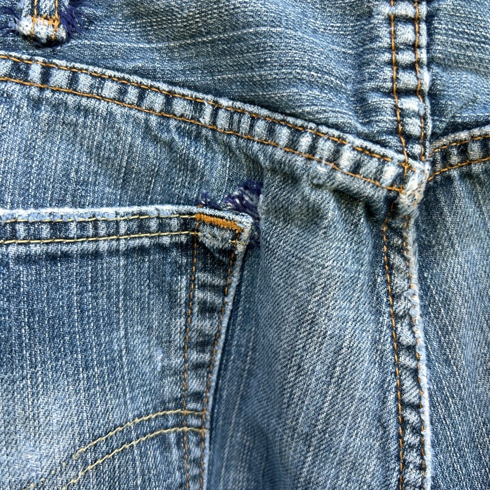 Levi's 559 Relaxed Fit Jeans - Picture 7 of 10